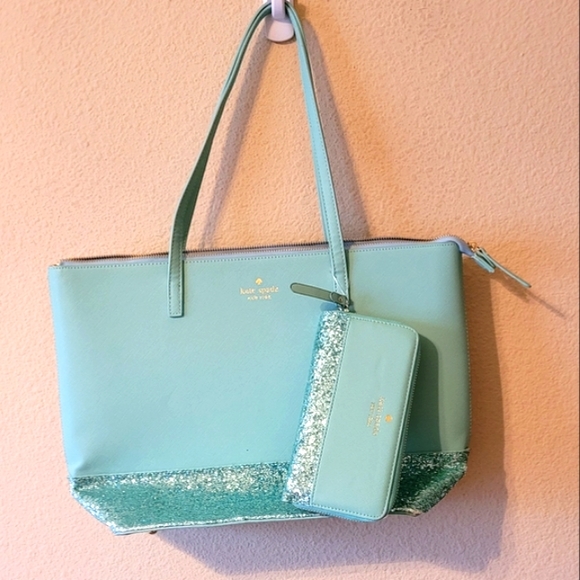 kate spade Handbags - Nwot Kate Spade green glitter tote with wallet